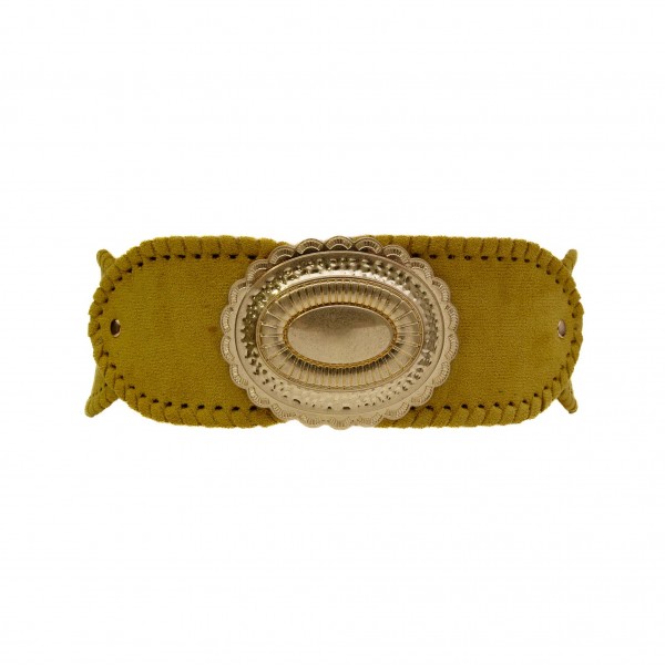 Western Elastic Belt With Concho Buckle

- Approximately 27" L X 3" W
- 70% Elastic 30% Paper

