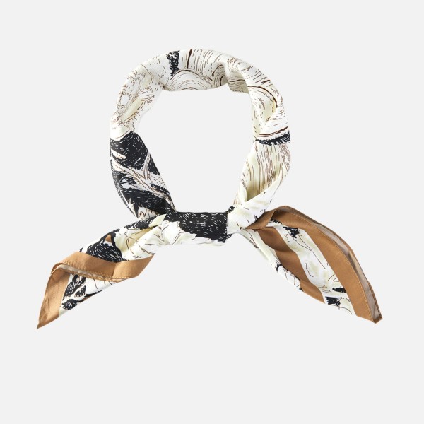 Abstract Floral Print Bandana Scarf

- Multi-Use: Scarf, Bandana, Bag Tie ETC
- Approximately 35"L X 35"W
- 100% Polyester