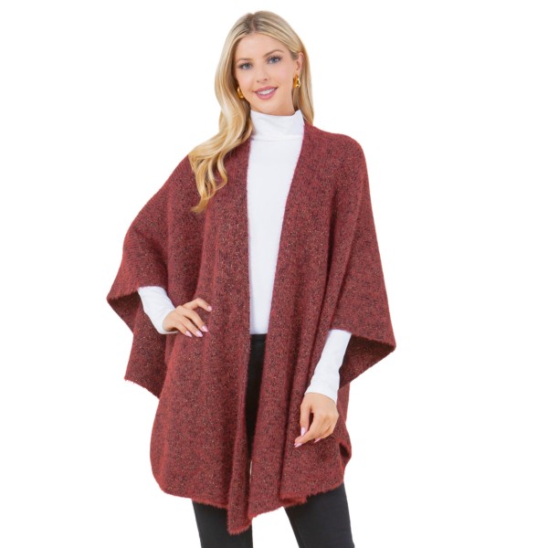 Lurex Shawl 

- One Side Fits Most 
- 100% Acrylic 