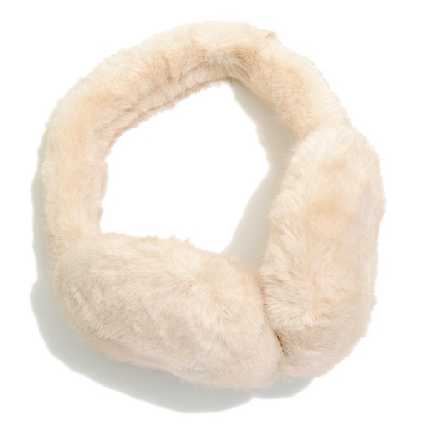 Faux Fur Earmuffs

- One Size Fits Most
-100% Polyester 