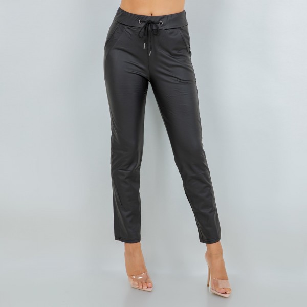 High Rise Straight Leg Vegan Leather Pants  (6-Pack)

- Straight Leg
- Pockets
- Belt Loops
- Elastic Waist with Drawstring
- 75% Polyamide / 15% Elasthanne / 10% Pu