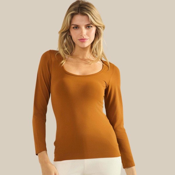 Wholesale sculpted Chic Seamless Long Sleeve Top Scoop Neckline Smooth Soft stre