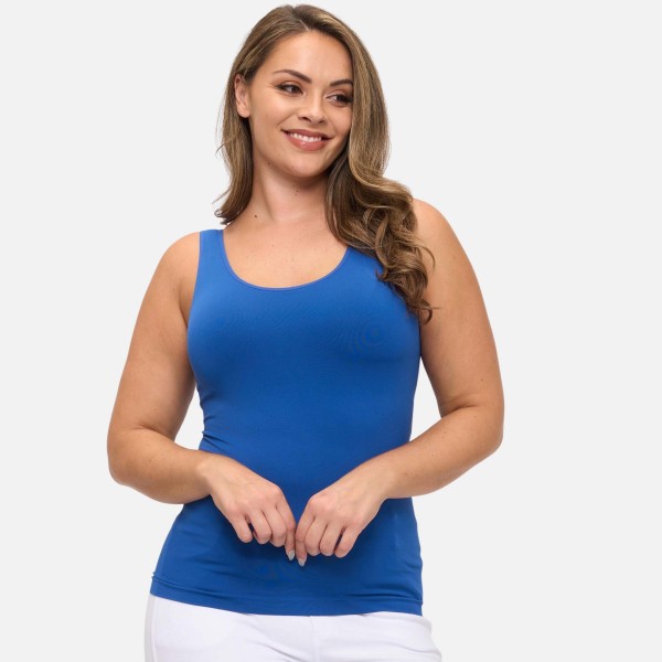 Plus Size Reversible Seamless Tank With Built-In Bra

- Seamless Construction
- U & V Neckline
- Self Fabric Binding
- 92% Nylon  8% Spandex