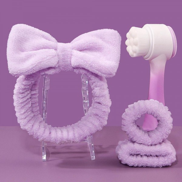 Terry Cloth Headband & Wristbands With Facial Cleanser 

- Cleans Pores, Removes Dirt/Makeup
- Brush Face In Circular Motion With Your Favorite Cleanser 
- Use Headband & Wristbands To Block Water 