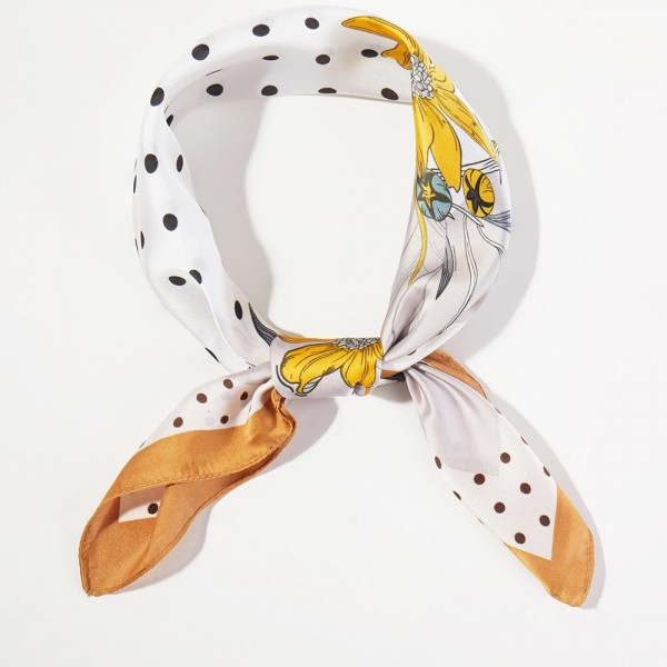 Polka Dot & Daisey Print Bandana Scarf

- Multi-Use: Scarf, Bandana, Bag Tie ETC
- Approximately 27.5"L X 27.5"W
- 100% Polyester