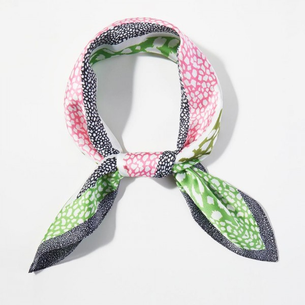 Abstract Leopard Print Bandana Scarf

- Multi-Use: Scarf, Bandana, Bag Tie ETC
- Approximately 27.5"L X 27.5"W
- 100% Polyester