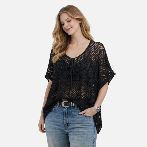 Do Everything In Love Crochet Poncho 

- Approximately 23.6" L X 29.5" W
- 100% Polyester 