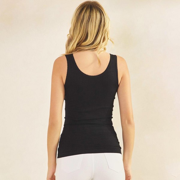 Ribbed Seamless Tank With Lace Details (6-Pack)

- Soft & Breathable 
- Round Neck 
- Fitted Silhouette 
- 92% Nylon / 8% Spandex 
