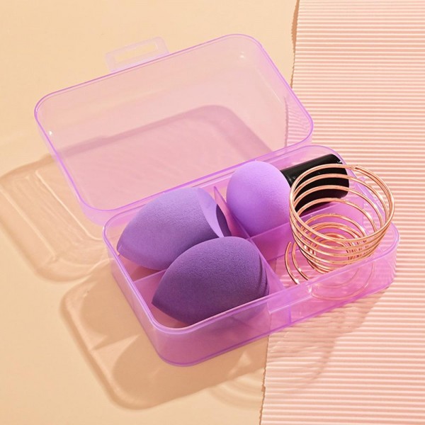 Set Of Three Beauty Blenders & Holder 

- Travel Cade Included
- Approximately 5" T X 3.5" L