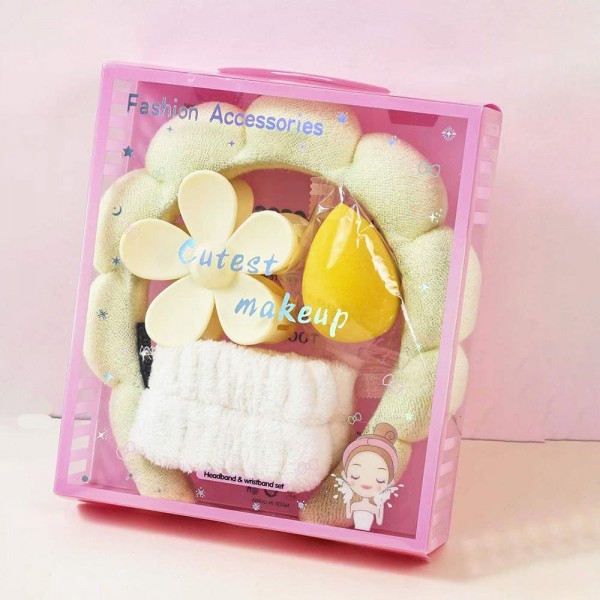 Terry Cloth Headband & Wristband Set 

Set Includes:
- Terry Cloth Headband 
- Wristbands 
- Makeup Sponge 
- Flower Hair Clip