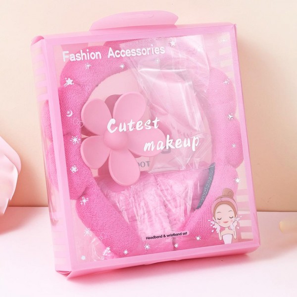 Terry Cloth Headband & Wristband Set 

Set Includes:
- Terry Cloth Headband 
- Wristbands 
- Makeup Sponge 
- Flower Hair Clip