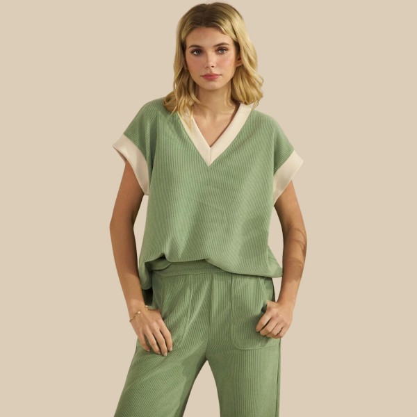 Two Tone Corduroy Short Sleeve Top (6-Pack)

- Relaxed Fit 
- V-Neck
- 98% Polyester / 2% Spandex 