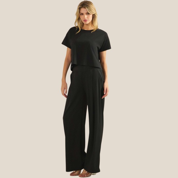 Cotton Crewneck Cropped Short Sleeve Top (6-Pack)

- Relaxed Fit 
- Soft & Breathable 
- 100% Cotton 