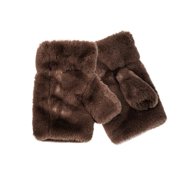 Faux fur fingerless gloves with a plush cuff and an open finger design that keeps hands warm while phones, keys, and card readers stay usable. The soft pile runs the length of the hand and the stretch knit base hugs the wrist without pinching. Warm enough for a commute or an outdoor market shift in real cold. Fingerless styles solve a problem shoppers actually have, which is why they reorder season after season.