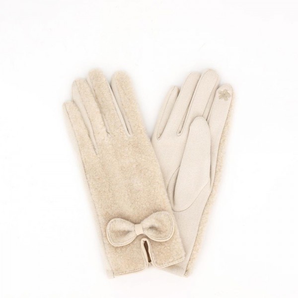 Soft Boucle Gloves With Bow-Knot 

- Touchscreen Compatible 
- One Size Fits Most 
- 100% Polyester 