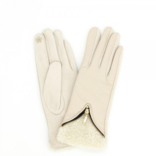 Touchscreen gloves with a faux fur cuff and a crystal trimmed V front on a smooth brushed body. Conductive fingertips keep her phone in hand while the rhinestone detail dresses up a plain coat sleeve. A fall and winter accessory for boutique gift walls, holiday markets, church, and cold morning commutes. Embellished fur cuff gloves read as a gift and move fast through the holidays.