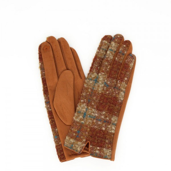 Touchscreen gloves with a woven tapestry print back and a soft brushed palm. Conductive fingertips let her text and scroll without pulling them off, and the stretch body layers easily under a coat sleeve. A fall and winter accessory for boutique register displays, tailgates, school pickup, and cold morning commutes. Patterned texting gloves are a low ticket add on that reorders all season.