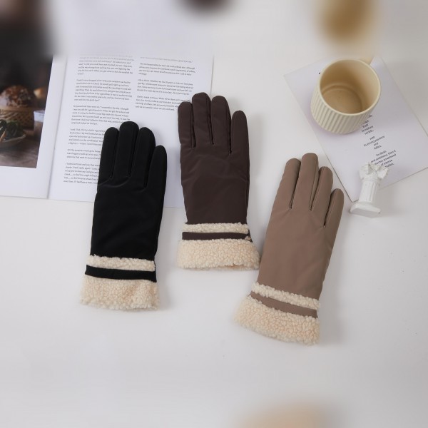 Faux Fur Cuff Gloves with a plush fuzzy trim and a contrast stripe band at the wrist for a cozy, chalet inspired look. A soft brushed body in a fitted five finger style keeps hands warm without the bulk. Perfect for holiday markets, ski lodge weekends, and chilly morning walks. Fur trimmed gloves are a winter favorite that sell well on their own and as an easy gift add on.