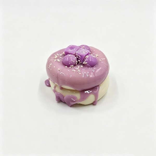 Mini cake squishy sculpted like a bakery case dessert, with piped frosting, a glossy drip, and tiny fruit and cream details on top. The slow rise foam holds its shape after every squeeze, so it stays photo ready on a shelf or a register display. A charming pick for dessert lovers, teachers, and anyone building a cute desk collection. Realistic food squishies like these are proven impulse sellers.