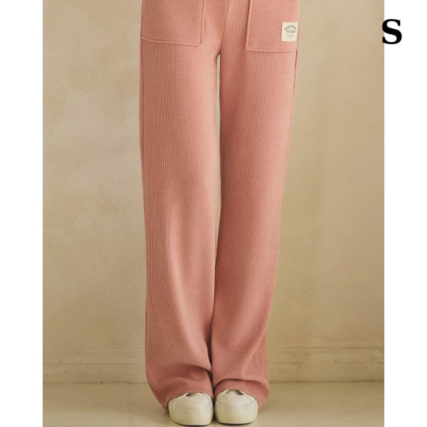 "God Works Miracles" Wide Leg Corduroy Sweatpants 

- Relaxed-fit 
- Ribbed
- Lightweight & breathable 
- Pull up style 
- 98% Polyester 2% Spandex 

** Matching pants 7326484