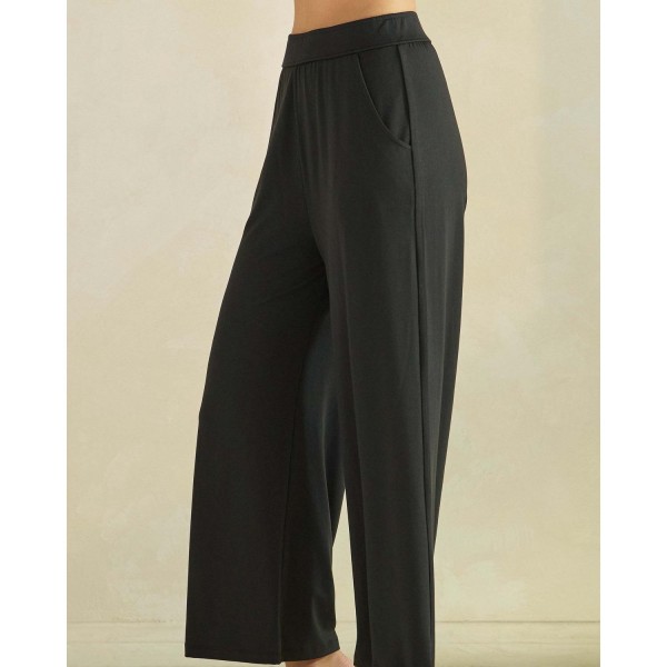 Relaxed Fit Ultra Soft Cropped Pants (6-Pack)

- Two Side Pockets 
- Elastic Waistband 
- Comfortable & Soft 
- 95& Polyester 5% Spandex 