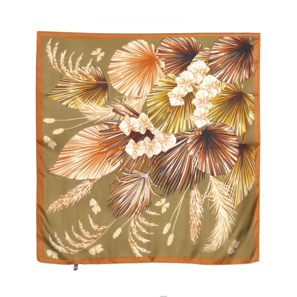 Floral & Fanned Pom Print Bandana Scarf

- Multi-Use: Scarf, Bandana, Bag Tie ETC
- Approximately 27.5" L X 27.5" W
- 100% Polyester