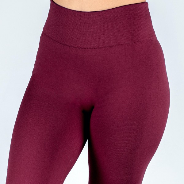 Women's New Mix Brand Solid Color Seamless Fleece Lined Leggings.
- Fleece Lined
- 2" Elastic Waistband
- Full-Length
- One size fits most 0-14
- Inseam Approximately 26" L
- 92% Nylon / 8% Spandex