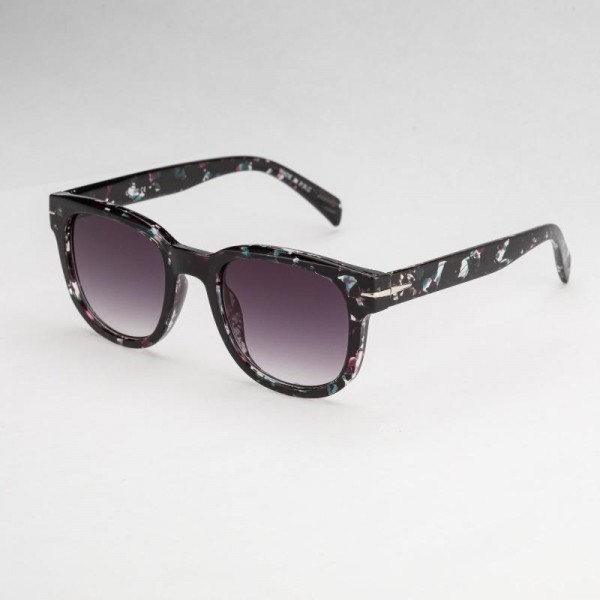 Square Sunglasses (12-Pack)

- Assorted Colors
- UVA - UVB 400 Protection
- Anti-Scratch Lenses

Material:
- Face: Plastic
- Legs: Plastic