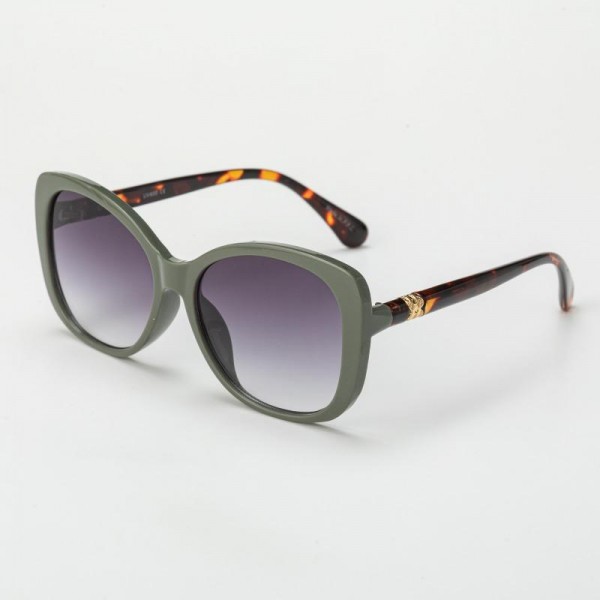 Oversize Square Sunglasses With Gold Tone Detail (12-Pack)

- Assorted Colors
- UVA - UVB 400 Protection
- Anti-Scratch Lenses

Material:
- Face: Plastic
- Legs: Plastic