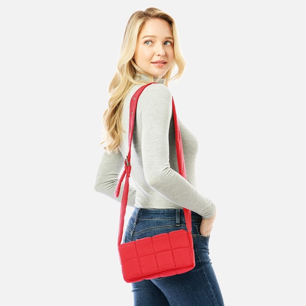 Puffy Quilt Stitch Cross Body Handbag With Adjustable Buckle Strap

- Magnetic Flap Closure
- Two Inner Pockets: One Zipper Closure / One Open
- Approximately 9" L x 4.5" T x 2.5" D
- Strap Drop Adjustable 14" - 22" L