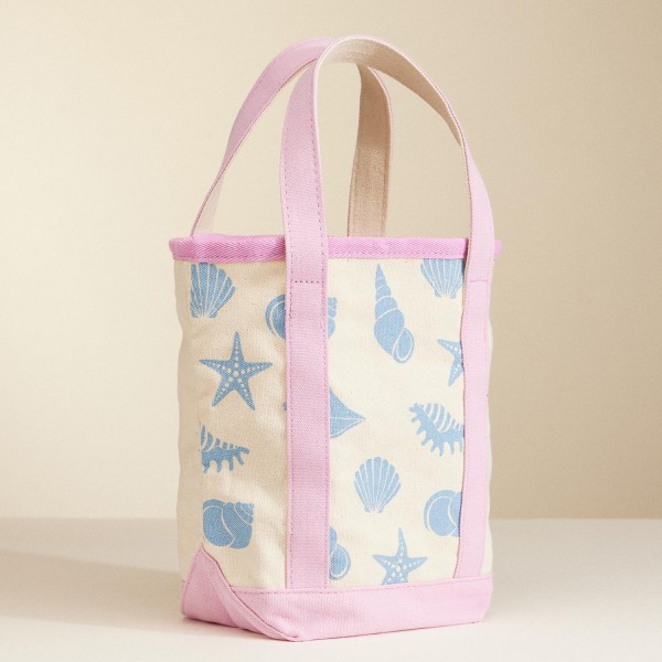 Mini Sea Shell Print Canvas Tote Bag
- Handle Drop 5" L
- Approximately 9.5" L X 11" T X 5" D
- 100% Cotton