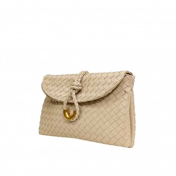 Vegan Leather Woven Twist Lock Crossbody Bag
- Double Flap with One internal Zipper Pocket
- Attached Cross Body Strap
- Twist Lock Closure
- Approximately 11" W X 6.5" T X 3" D