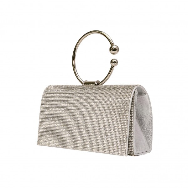 Rhinestone Evening Clutch with Orbital Handle


- Rhinestone Exterior
- Satin Lining
- Removable Metal Chain Strap
- One Inside Pocket
- Round Metal Handle
- Approximately 7" L X 5" T X 2" D