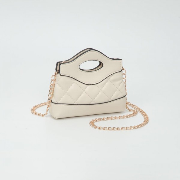 Mini Quilted Vegan Leather Cross Body Tote Bag 

- Snap Closure
- Removeable Chain Link Strap 
- Approximately 5" L X 5" T X 1.5" D