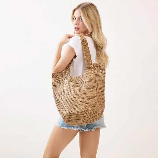 Round Bottom Woven Straw Tote Bag 

- Snap Closure
- Lined Body with Open Pocket
- Approximately 20" L X 14" T X 5.5" D
- 100% Paper