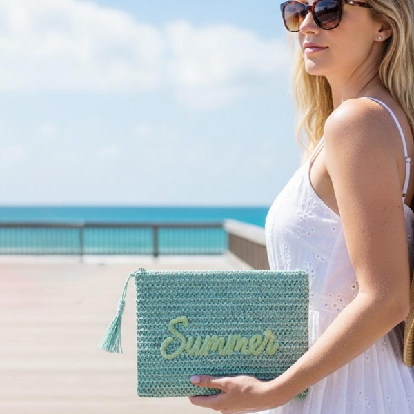 Woven Straw & Gold Lurex "Summer" Pouch 

- Full Zip Closure 
- 1 Inner Open Pocket 
- 100% Paper 