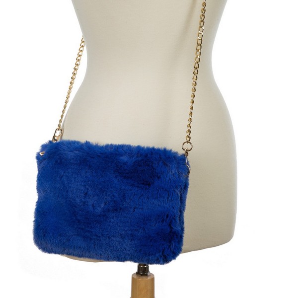 Wholesale faux fur clutch purse inside zipper pocket gold chain