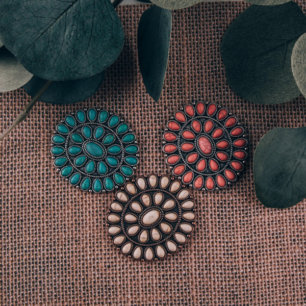 Accessorize your phone grip with this decorative peel and stick charm. Approximately 2.75" in length. 