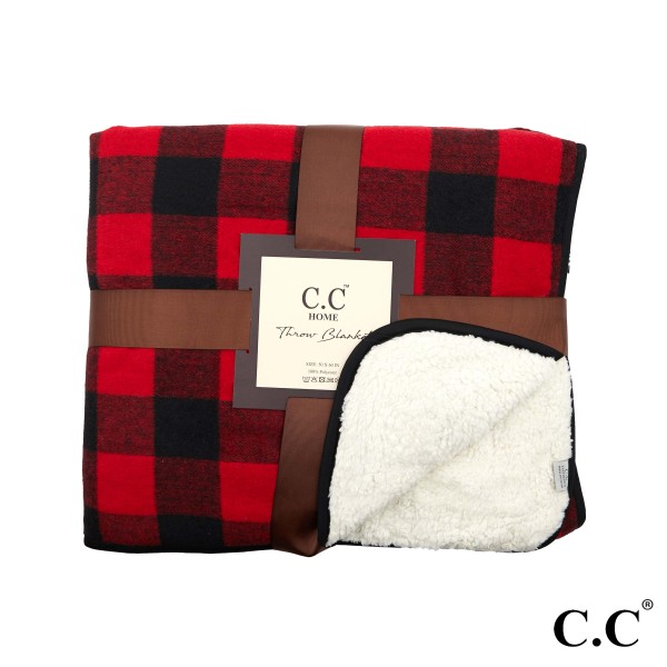 C.C BL-3
Buffalo check throw blanket with sherpa fabric

- 100% Polyester
- W: 50" X L: 60" 