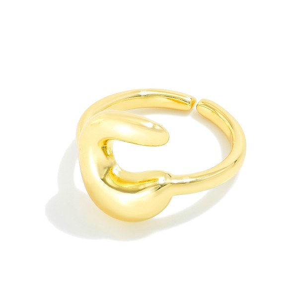 Gold Tone Initial Ring

-Adjustable Size