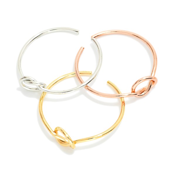 Set Of Three Knotted Metal Rings 

- Gold Dipped 
- Size 7 