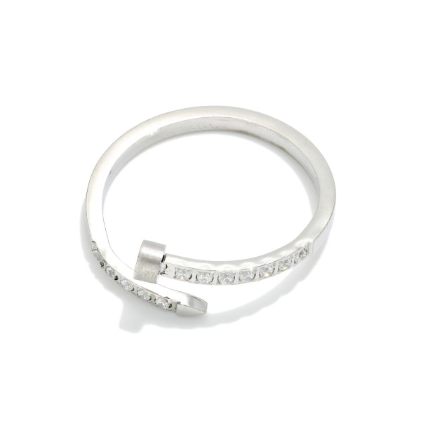 Metal Tone & Rhinestone Nail Wrap Ring 

- Stainless Steel 
- Size 7 