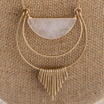 Wholesale long metal necklace clear natural stone pendant gold tassel accents Pe