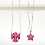 Western Chain Link Necklace Featuring Star Pendant

- Approximately 18" L
- Extender 3" L