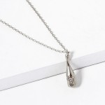 Wholesale dainty Chain Link Necklace Cubic Zirconia Studded Champagne Bottle Pen