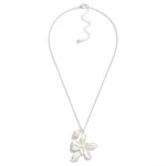 Chain Link Necklace Featuring Metal Tone Flower & Pearl Pendant 

- Approximately 16" L
- Extender 3" L 