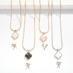 Wholesale metal Snake Chain Necklace Pearlescent Clover Pendant Included Metal B