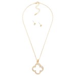 Wholesale metal Paperclip Chain Necklace Hollow Rhinestone Studded Clover Pendan