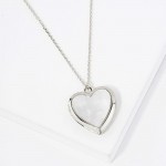 Wholesale dainty Chain Link Necklace Mother Pearl Heart Locket L Extender L Made