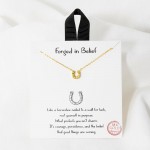 Wholesale dainty Chain Link Necklace Metal Horseshoe Pendant L Extender L Hypoal